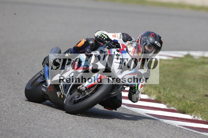 /Archiv-2025/49 26.08.2025 Cornu Master School ADR/rot-rouge/311